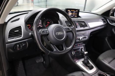 AUDI Q3 1.4 4P FLEX TFSI AMBIENTE S-TRONIC AUTOM�TICO, Foto 4