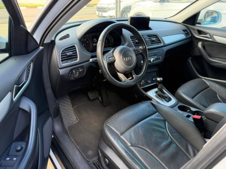 AUDI Q3 1.4 4P FLEX TFSI S-TRONIC AUTOM�TICO, Foto 6