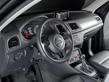 AUDI Q3 1.4 4P TFSI ATTRACTION S-TRONIC AUTOM�TICO, Foto 7