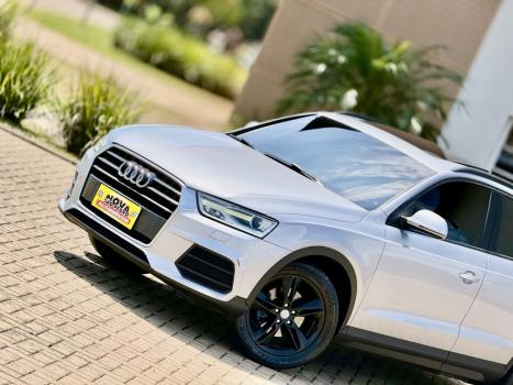 AUDI Q3 1.4 4P TFSI AMBIENTE S-TRONIC AUTOMÁTICO, Foto 4