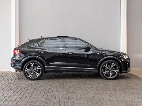 AUDI Q3 2.0 40 4P TFSI SPORTBACK PERFORMANCE BLACK QUATTRO TIPTRONIC AUTOMTICO, Foto 8