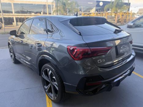 AUDI Q3 2.0 40 4P TFSI SPORTBACK PERFORMANCE BLACK QUATTRO TIPTRONIC AUTOM�TICO, Foto 13