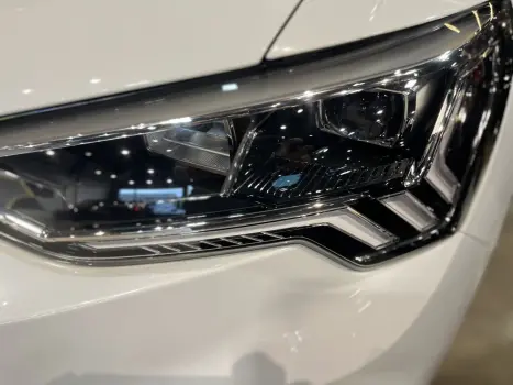 AUDI Q3 2.0 40 4P TFSI SPORTBACK PERFORMANCE BLACK QUATTRO TIPTRONIC AUTOM�TICO, Foto 15