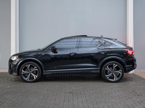 AUDI Q3 2.0 40 4P TFSI SPORTBACK PERFORMANCE BLACK QUATTRO TIPTRONIC AUTOM�TICO, Foto 4
