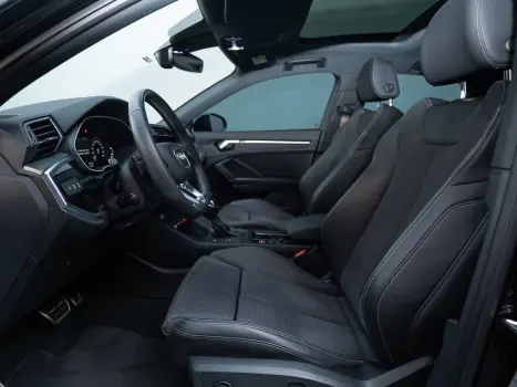 AUDI Q3 2.0 40 4P TFSI SPORTBACK PERFORMANCE BLACK QUATTRO TIPTRONIC AUTOM�TICO, Foto 9