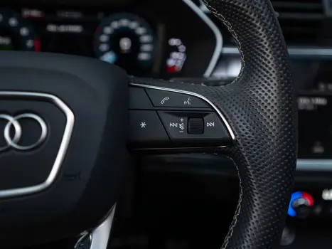 AUDI Q3 2.0 40 4P TFSI SPORTBACK PERFORMANCE BLACK QUATTRO TIPTRONIC AUTOM�TICO, Foto 16