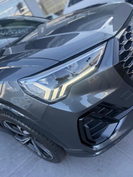 AUDI Q3 2.0 40 4P TFSI SPORTBACK PERFORMANCE BLACK QUATTRO TIPTRONIC AUTOM�TICO, Foto 4