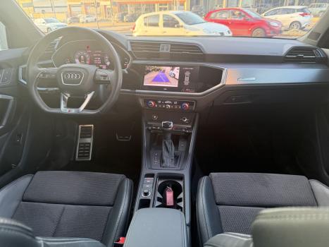 AUDI Q3 2.0 40 4P TFSI SPORTBACK PERFORMANCE BLACK QUATTRO TIPTRONIC AUTOM�TICO, Foto 11