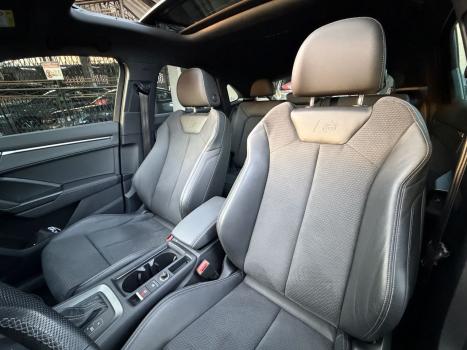 AUDI Q3 2.0 40 4P TFSI SPORTBACK PERFORMANCE BLACK QUATTRO TIPTRONIC AUTOM�TICO, Foto 11