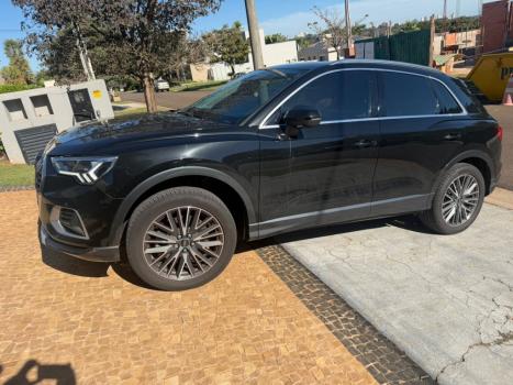 AUDI Q3 2.0 40 4P TFSI SPORTBACK PERFORMANCE BLACK QUATTRO TIPTRONIC AUTOM�TICO, Foto 2