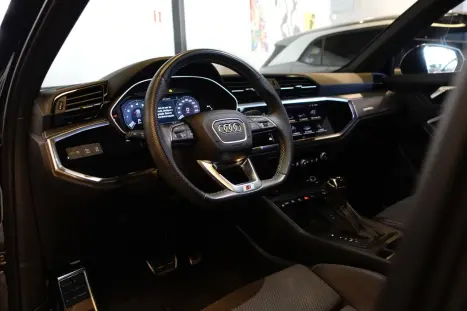 AUDI Q3 2.0 4P 40 TFSI PERFORMANCE BLACK QUATTRO TIPTRONIC AUTOMTICO, Foto 11