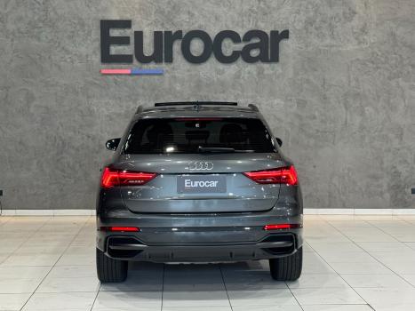 AUDI Q3 2.0 4P 40 TFSI PERFORMANCE BLACK QUATTRO TIPTRONIC AUTOMTICO, Foto 5