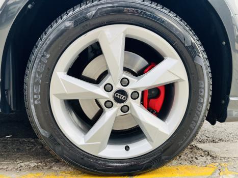 AUDI Q3 2.0 4P 40 TFSI PERFORMANCE BLACK QUATTRO TIPTRONIC AUTOMTICO, Foto 13