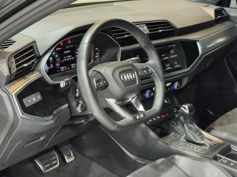 AUDI Q3 2.0 4P 40 TFSI PERFORMANCE BLACK QUATTRO TIPTRONIC AUTOMTICO, Foto 9