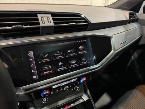 AUDI Q3 2.0 4P 40 TFSI PERFORMANCE BLACK QUATTRO TIPTRONIC AUTOMTICO, Foto 14