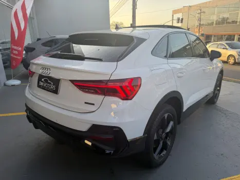 AUDI Q3 2.0 4P 40 TFSI SPORTBACK PERFORMANCE QUATTRO TIPTRONIC AUTOM�TICO, Foto 10