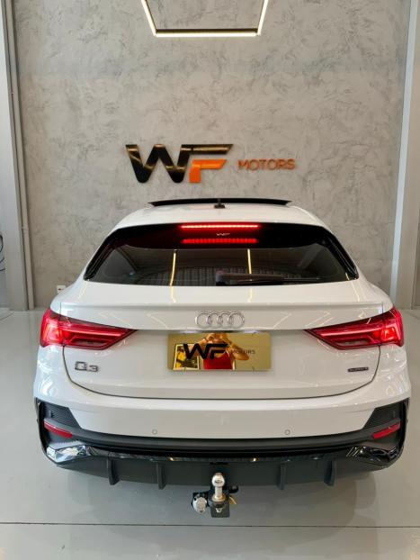 AUDI Q3 2.0 4P 40 TFSI SPORTBACK PERFORMANCE QUATTRO TIPTRONIC AUTOM�TICO, Foto 3