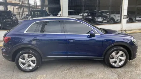 AUDI Q3 2.0 4P 40 TFSI PERFORMANCE BLACK QUATTRO TIPTRONIC AUTOM�TICO, Foto 7