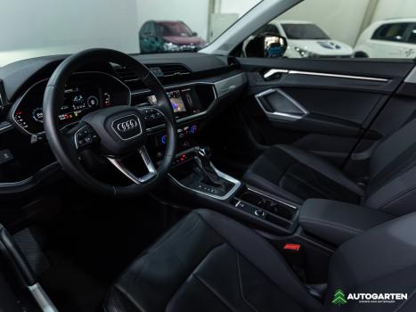 AUDI Q3 2.0 4P 40 TFSI PERFORMANCE BLACK QUATTRO TIPTRONIC AUTOM�TICO, Foto 6