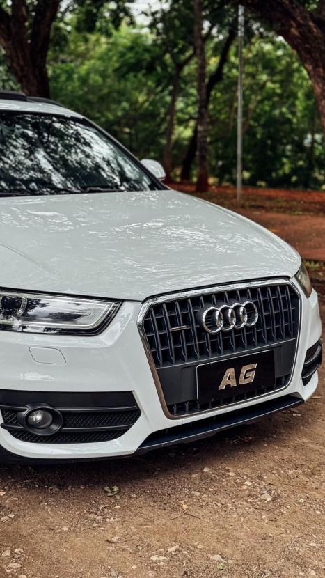 AUDI Q3 2.0 4P TFSI AMBIENTE QUATTRO S-TRONIC AUTOM�TICO, Foto 4