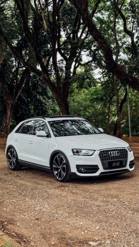 AUDI Q3 2.0 4P TFSI AMBIENTE QUATTRO S-TRONIC AUTOM�TICO, Foto 5