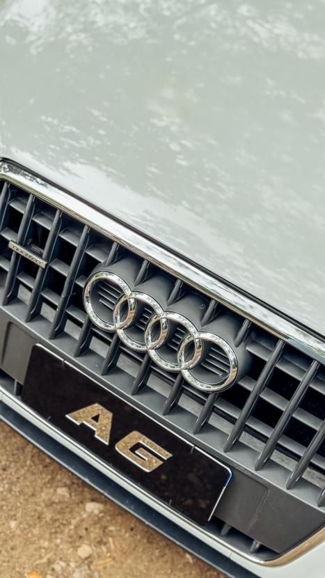 AUDI Q3 2.0 4P TFSI AMBIENTE QUATTRO S-TRONIC AUTOM�TICO, Foto 6