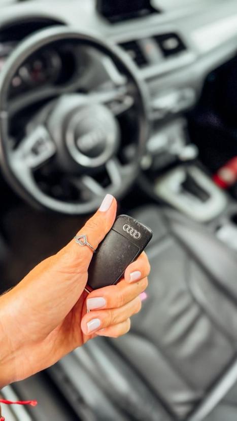 AUDI Q3 2.0 4P TFSI AMBIENTE QUATTRO S-TRONIC AUTOM�TICO, Foto 11