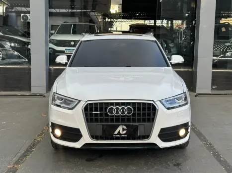 AUDI Q3 2.0 4P TFSI AMBIENTE QUATTRO S-TRONIC AUTOM�TICO, Foto 3