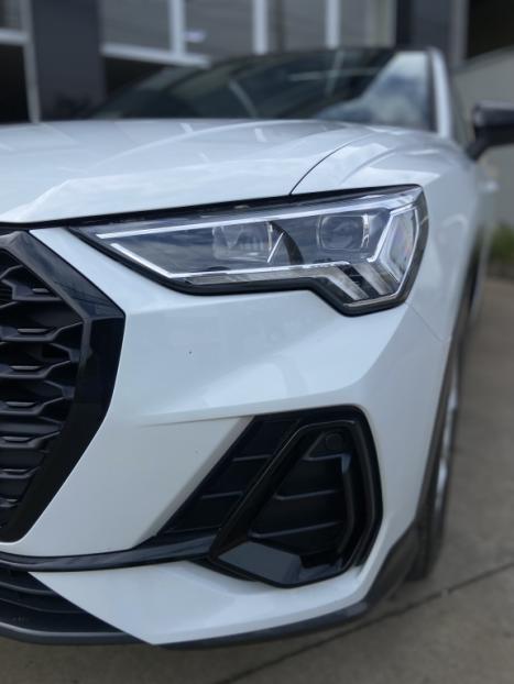 AUDI Q3 2.0 4P TFSI ATTRACTION QUATTRO S-TRONIC AUTOM�TICO, Foto 4