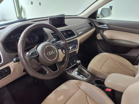 AUDI Q3 2.0 4P TFSI AMBIENTE QUATTRO S-TRONIC AUTOMÁTICO, Foto 10