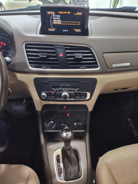 AUDI Q3 2.0 4P TFSI AMBIENTE QUATTRO S-TRONIC AUTOMÁTICO, Foto 12