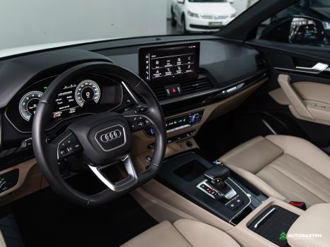 AUDI Q5 2.0 16V 4P TFSI SPORTBACK S-LINE BLACK S-TRONIC QUATTRO AUTOM�TICO, Foto 6