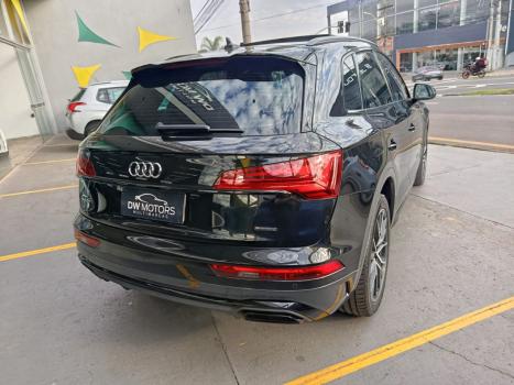 AUDI Q5 2.0 16V 4P TFSI SPORTBACK S-LINE BLACK S-TRONIC QUATTRO AUTOM�TICO, Foto 4