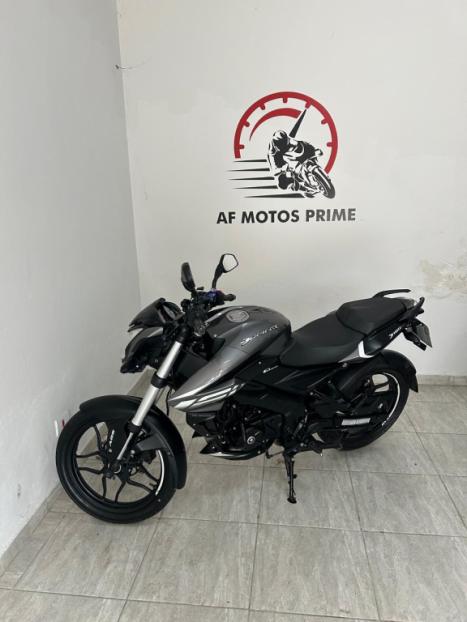 BAJAJ Dominar 160 , Foto 2