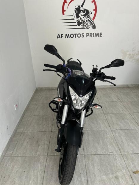 BAJAJ Dominar 160 , Foto 3