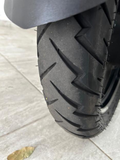 BAJAJ Dominar 160 , Foto 6