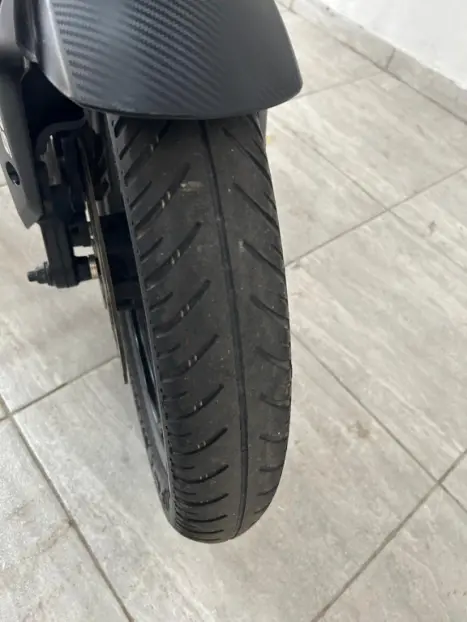 BAJAJ Dominar 160 , Foto 7