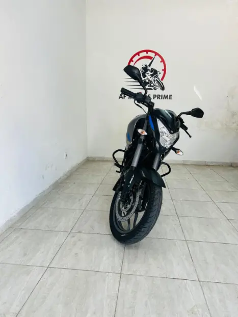 BAJAJ Dominar 160 , Foto 6