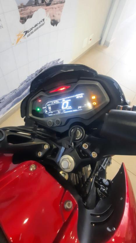 BAJAJ Dominar 200 , Foto 4