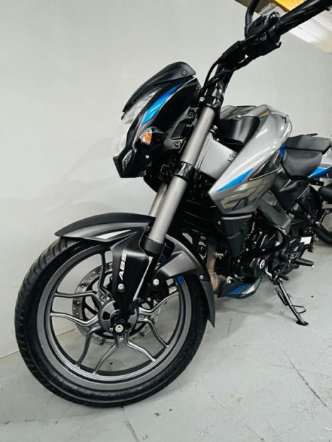 BAJAJ Dominar 200 , Foto 4