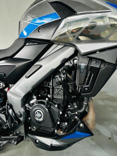 BAJAJ Dominar 200 , Foto 6