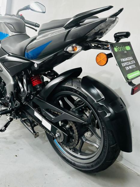 BAJAJ Dominar 200 , Foto 9
