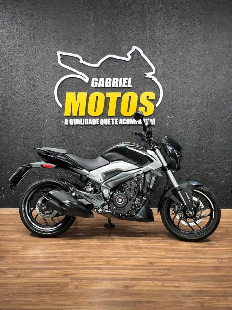 BAJAJ Dominar 250 , Foto 1