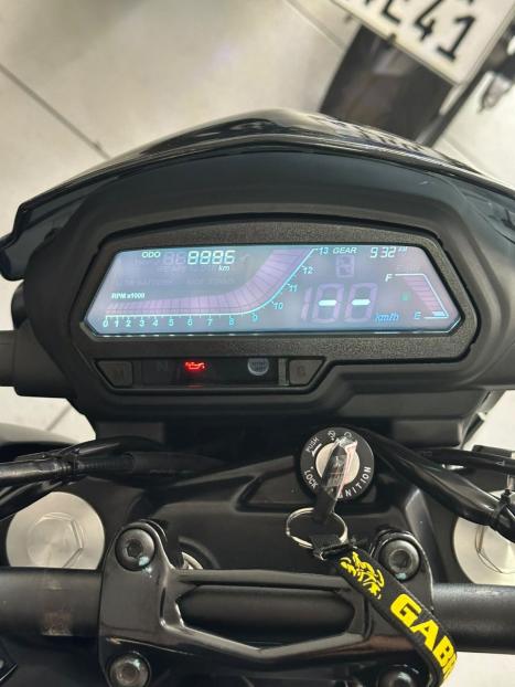 BAJAJ Dominar 250 , Foto 7