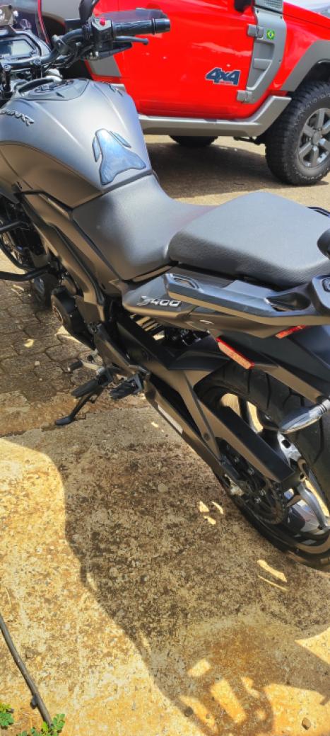 BAJAJ Dominar 400 , Foto 4