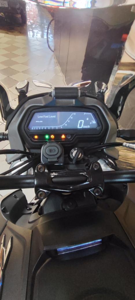 BAJAJ Dominar 400 , Foto 9