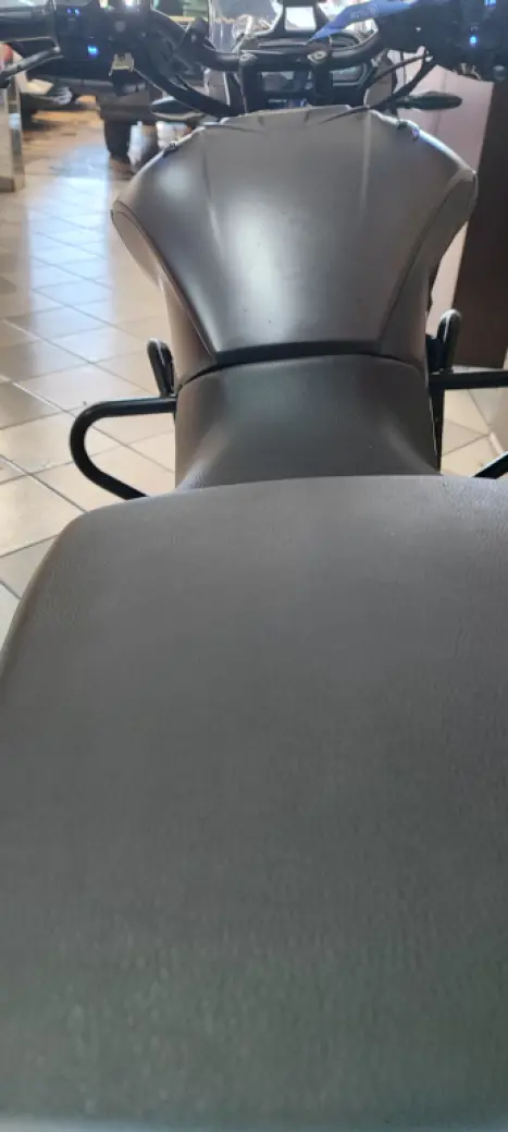 BAJAJ Dominar 400 , Foto 8