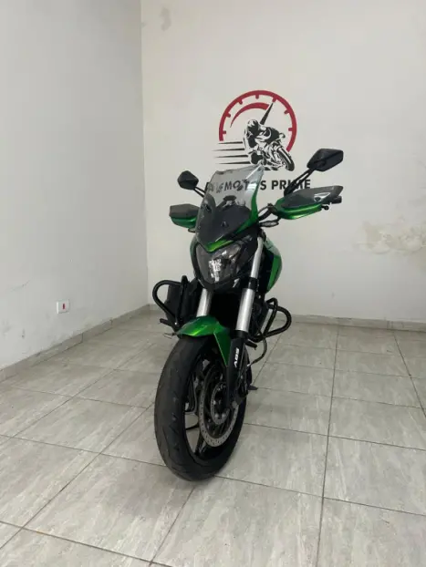 BAJAJ Dominar 400 , Foto 2