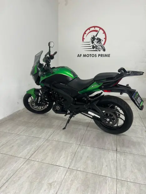 BAJAJ Dominar 400 , Foto 3