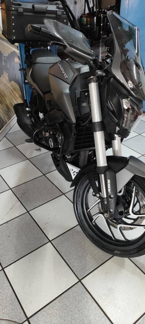 BAJAJ Dominar 400 , Foto 10